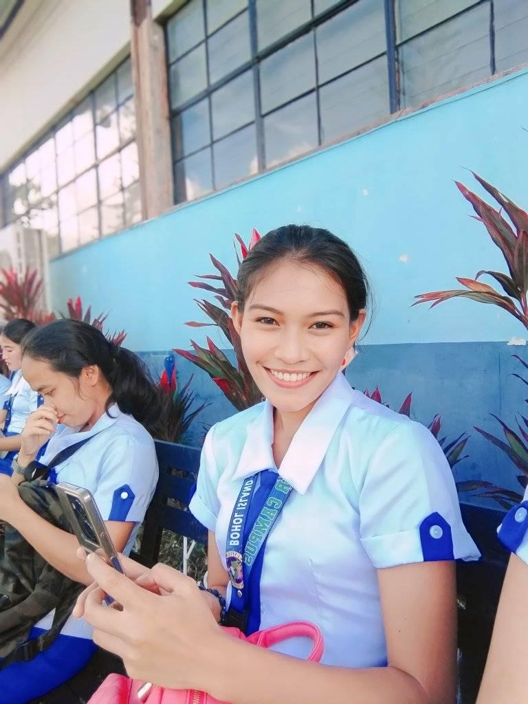 Rachel Sarong